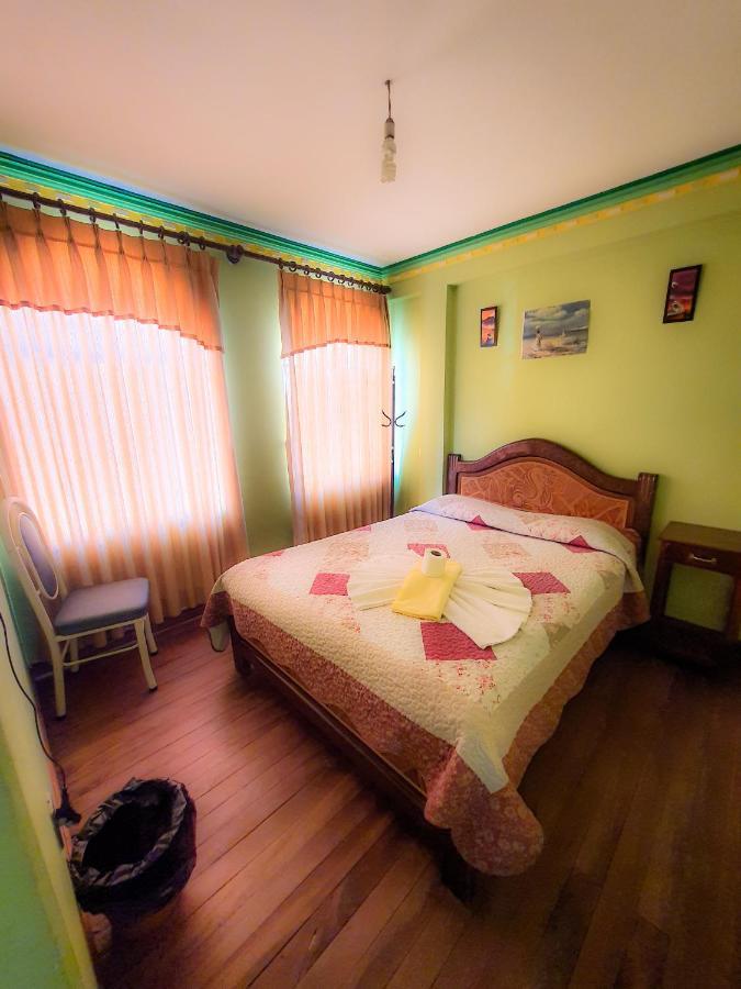 Hostal Luz Yhobimar Copacabana  Eksteriør bilde