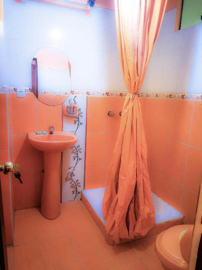 Hostal Luz Yhobimar Copacabana  Eksteriør bilde