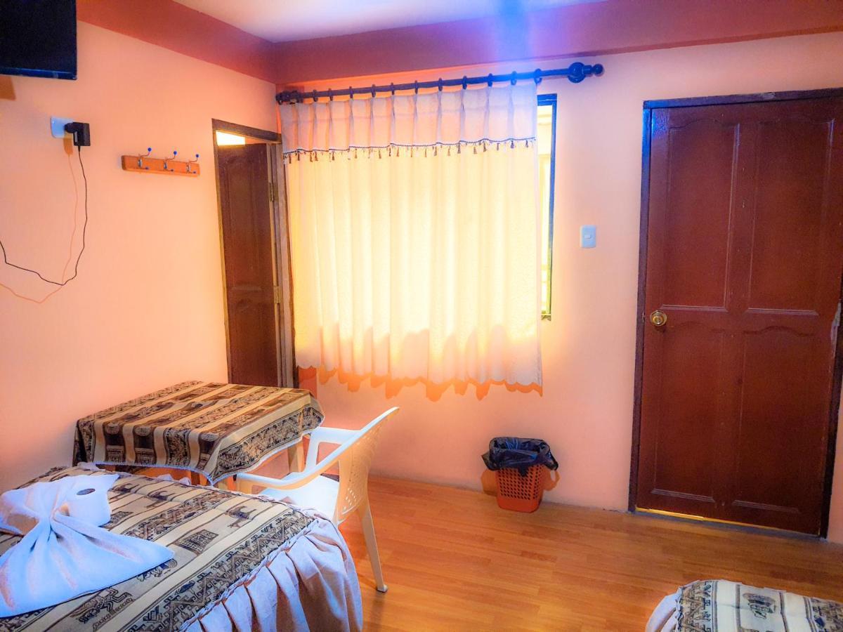 Hostal Luz Yhobimar Copacabana  Eksteriør bilde