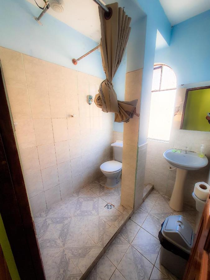 Hostal Luz Yhobimar Copacabana  Eksteriør bilde