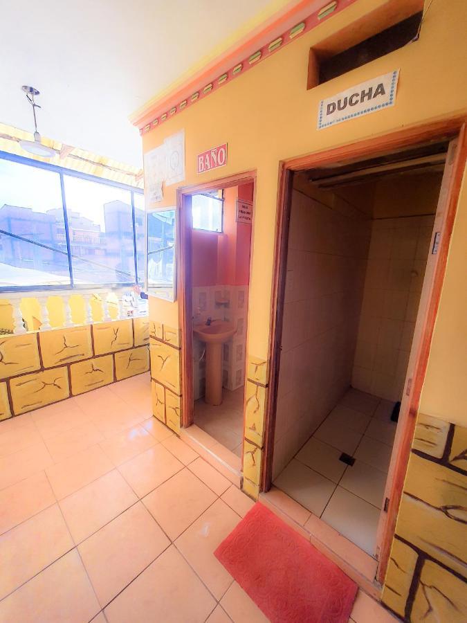 Hostal Luz Yhobimar Copacabana  Eksteriør bilde