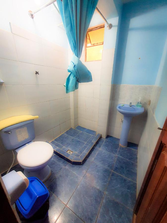 Hostal Luz Yhobimar Copacabana  Eksteriør bilde